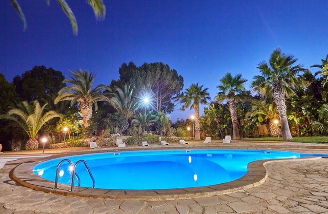 Family Villa Morenanoemi with Sea View, Pool, Garden, Terrace & Balcony