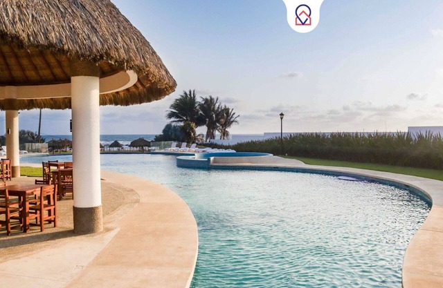 Family Villa Pool 4 BR Acapulco