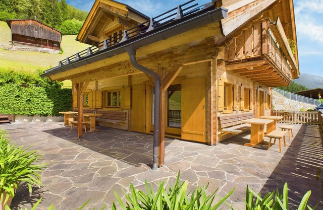 Fantastic holiday home with sauna near ski area