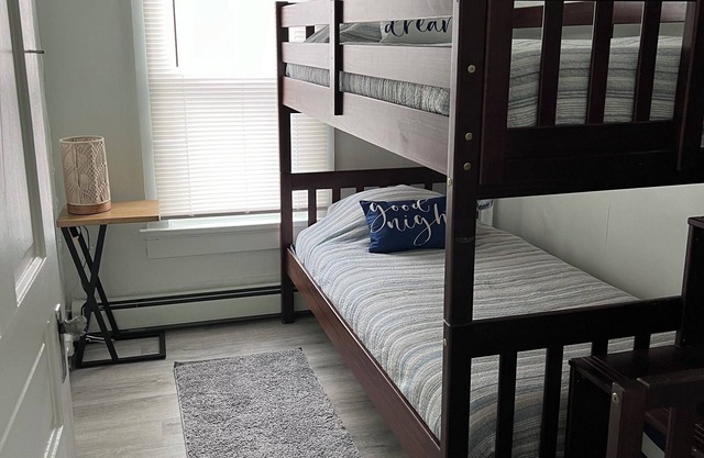 Fantastic historical 2-bedroom apartment near Penn State and amazing fishing.