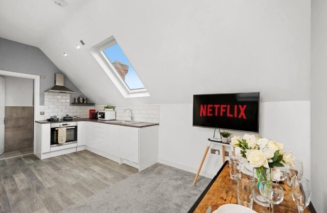 Fantastic Maidstone Flat - Sleeps 4