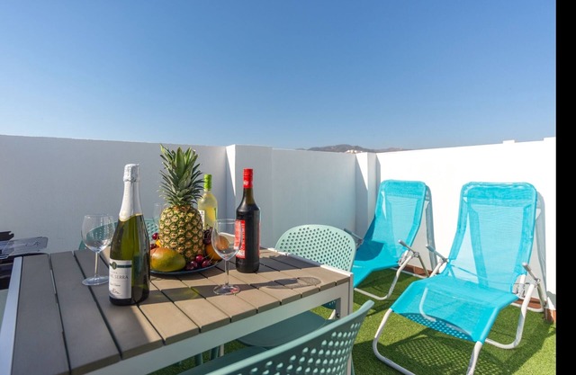 Fantastic Penthouse with Views Penthouse AC 70sqm 2BR