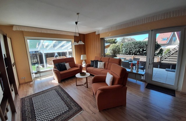 Fantastic vacation apartment with large terrace and garden