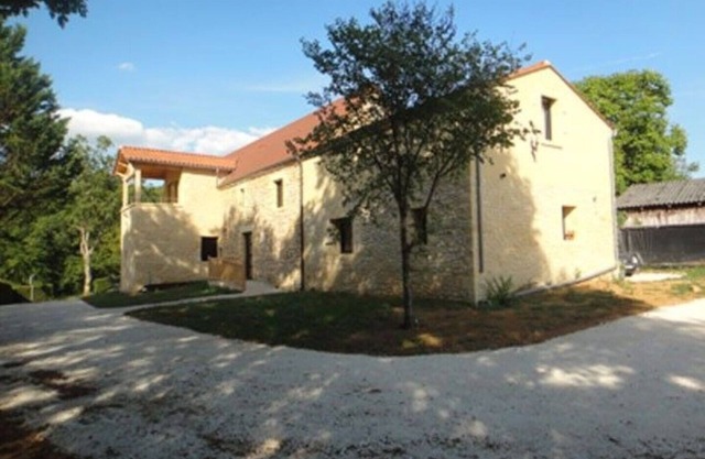 Farmhouse gite 6/9 persons near Sarlat