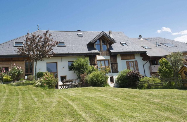 Farmhouse in the heart of the mountains