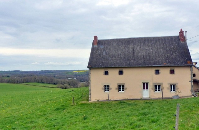 Farmhouse with open view and wifi included