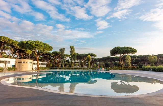 Ferienanlage Capitol Baia Sardinia für 6 Personen