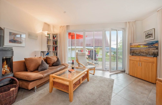 "ferienhaus am Wolgastsee" - mit Kamin, Terrasse und Zwei Tageslicht-bäder