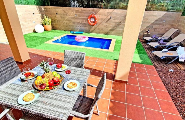 Ferienhaus CASA TaraMar - Tarajalejo - max 8 Personen - Pool - Meerblick - Strandnah