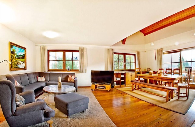Ferienwohnung/app. für 12 Gäste mit 220m² in Ehrwald
