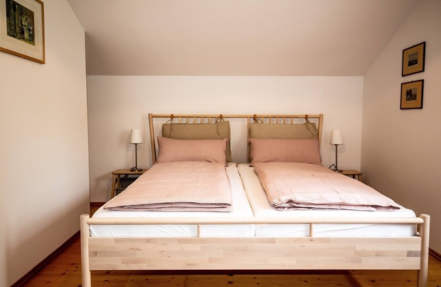 Ferienwohnung "Hochplatte" 100qm mit 2 Schlafzimmern und Balkon mit See-und Bergblick