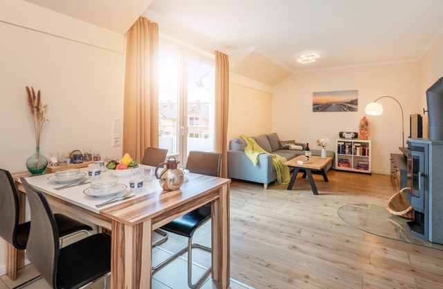 Ferienwohnung Sylva - Traumhaftes Apartment Sylva, Strandnah mit Balkon