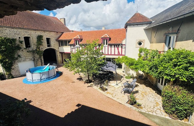 Ferme Bourguignonne - 15Pers+ - France