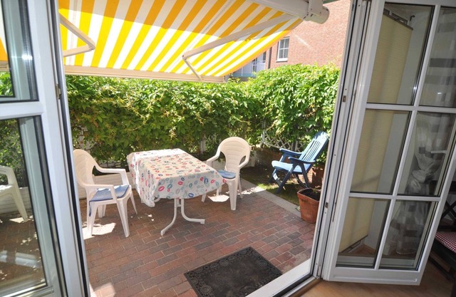 FeWo ostseele - Sunny (south-facing terrace) - Sunny, relax on the south-facing terrace