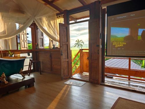 Fieldlight & Pool Villa 云上稻影 Rice View