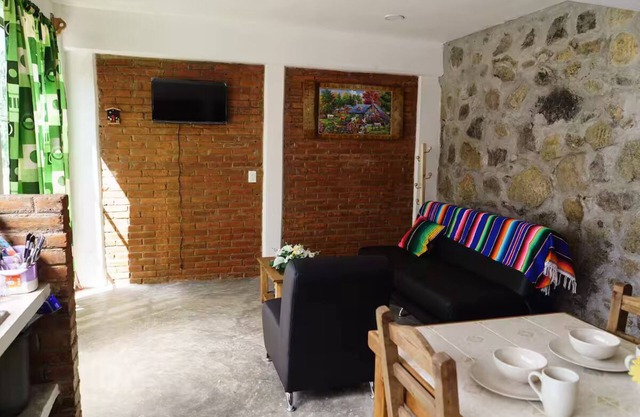 Find Your Perfect Mountain Retreat at House