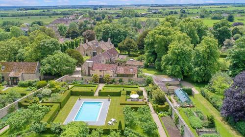Finest Retreats - Tormarton Court