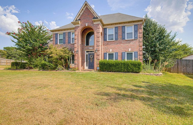 Fire Pit + Playset: Spacious Memphis Home!