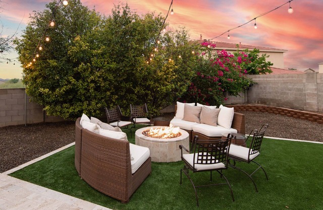 Fire Pit | Theater | Gym | Modern 4 Room Spacious