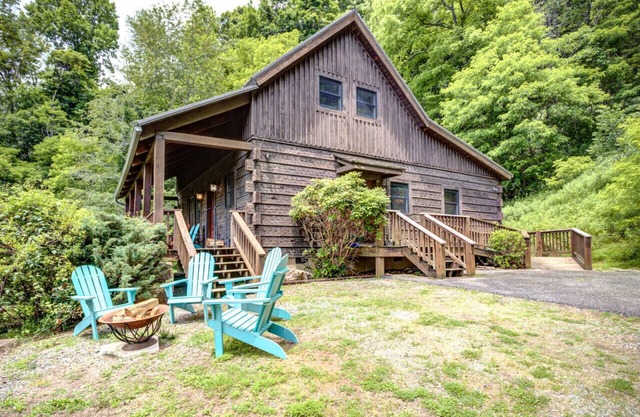 Firepit, Log Cabin, Views, Fireplace, pet friendly