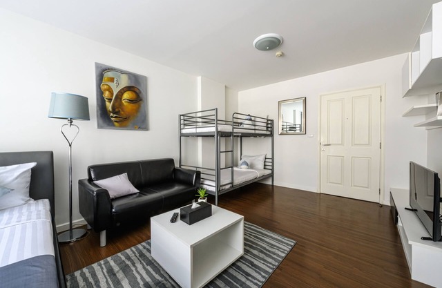 First Choice Suites