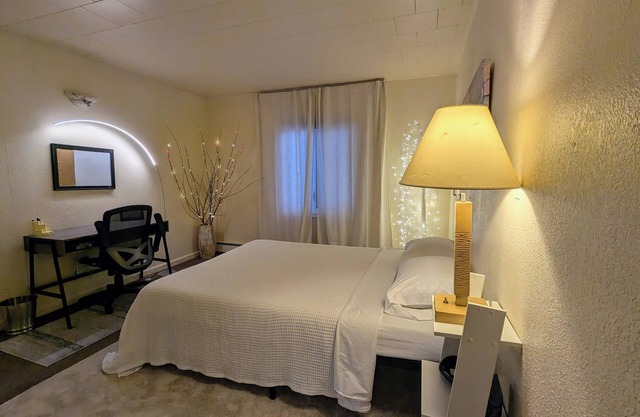 First Floor. Near all Fairbanks attractions & amenities.