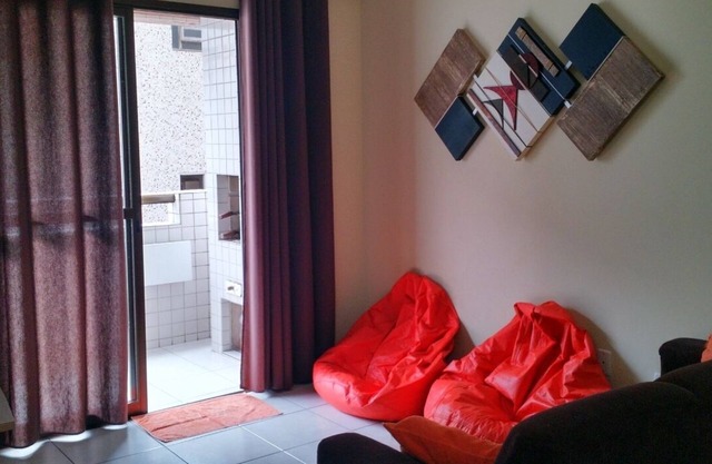 FIT 2 SLEEPS, 1 SUITE P/8 PEOPLE 200m from the beach, barbecue, cable TV, Wi Fi