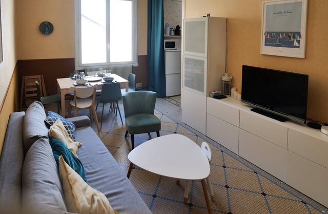 Flat between port and beach Les Sables - 6 people
