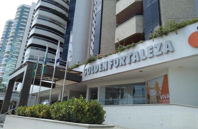 Flat Golden Beira Mar 557