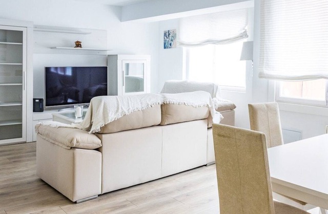 Flat in the centre of Gijón near the beaches by MH