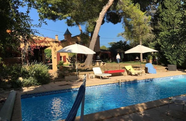 FLC - Large Charming House - Swimming Pool