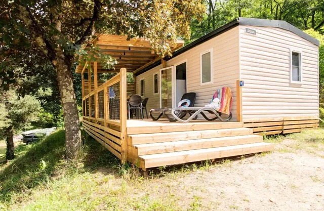 Flower Camping Mas de Champel * - Mobile-Home Premium 32m2 3 bedroom - Semi-covered terrace - CLIM + TV + sheets + towels included 6 people