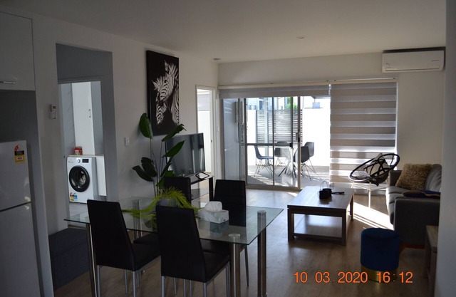 FOOTHILLS LIVING ONLY 30min TO PERTH CITY