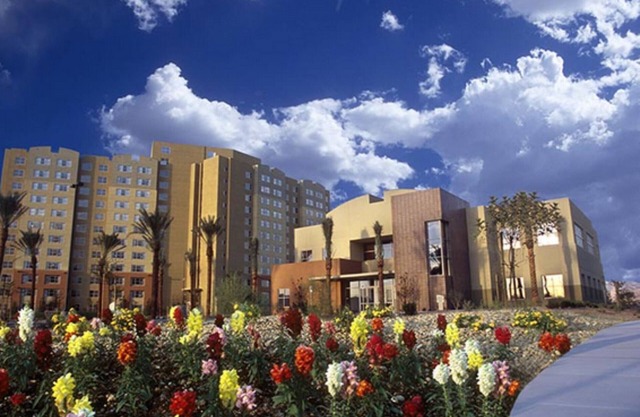For 4 or 8 (2 condos) guests at the Grandview