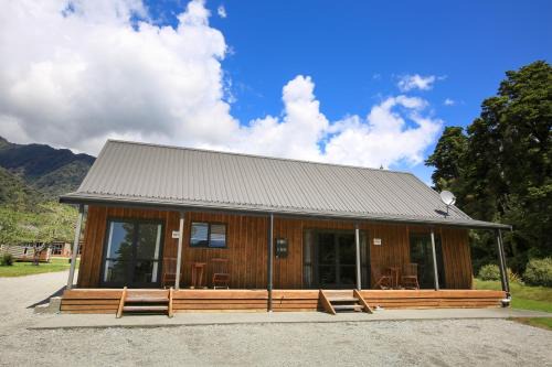 Franz Alpine Retreat- Cottage