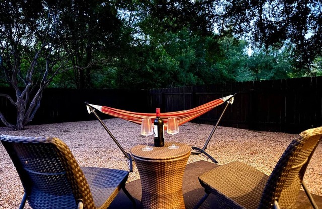 Free $100~2 King BR~Priv Baths~Pet Friendly~Park
