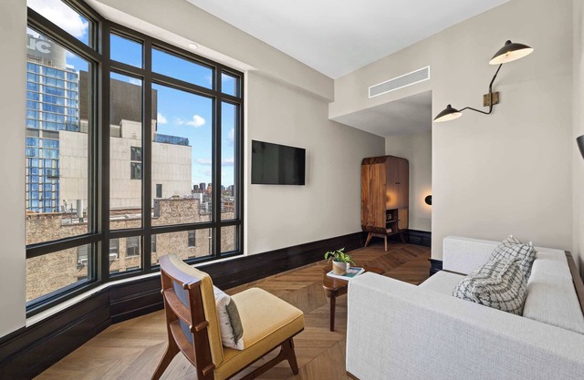 Freeman III by Rove 1BR Condo with Shared Amenities