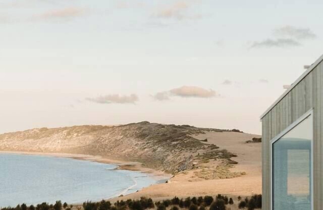 Freya - Off-grid beachfront cabin on Kangaroo Island