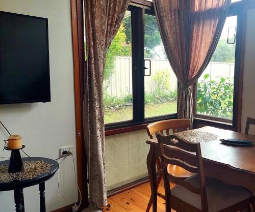 Front Apartment at the Cottage- 2 bedrooms - Geneva in Kyogle