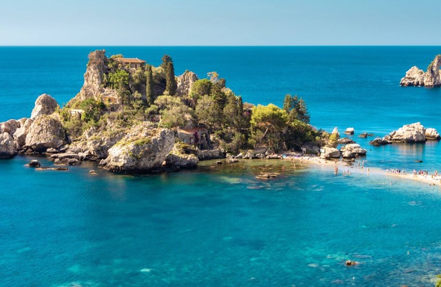 Front Beach Apartment at Isola Bella, Taormina