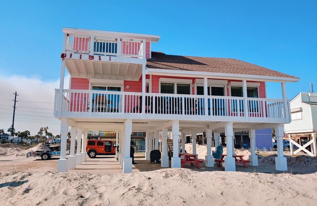 Front Row Beach Home, Your Piece of Paradise