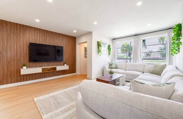 Full remodeled/3Bed/2Bath in Central Miami