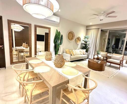 Fully equipped 3 bedroom luxury apartment