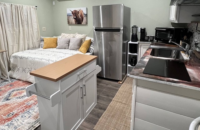 Fully equipped studio. Perfect for working travelers