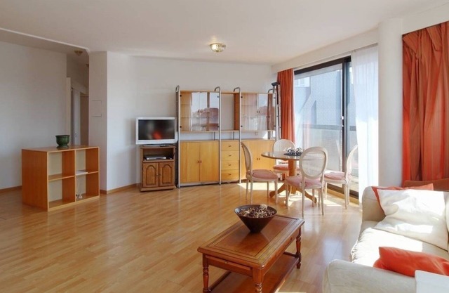 Funished Flat to rent in the exclusive chatelain neighbourhood
