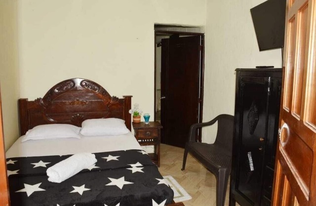 Furnished Apartment + Breakfast.