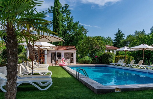 Gîte 3* 60m² air-conditioned 2-5 persons heated swimming pool tennis Les Arcs s.Argens