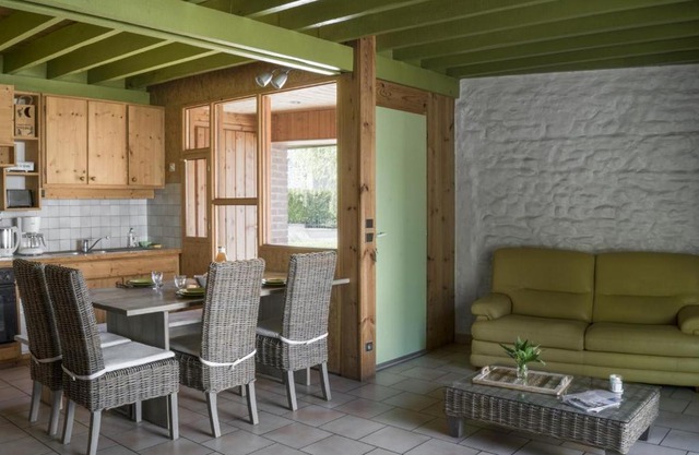 Gîte charmant avec grand jardin, terrasse et wifi, proche Vichy, idéal famille et animaux bienvenus - FR-1-489-260