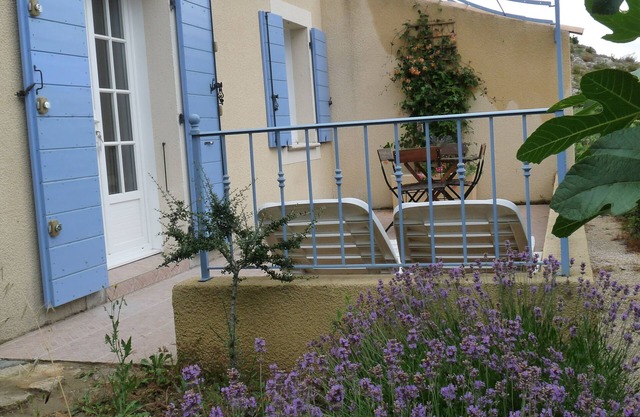 Gîtes de l'Ermitoune near Avignon
