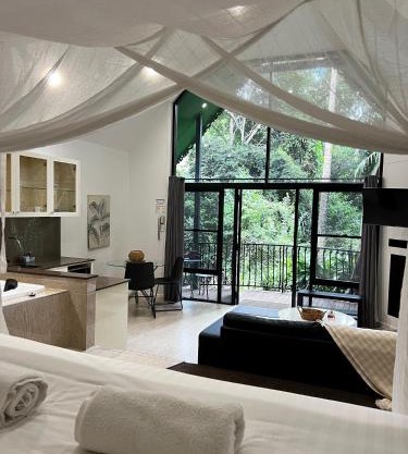 Gallery Walk Chalets - Tamborine Mountain